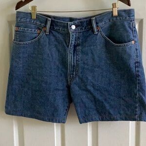 Levi's Blue Jean Shorts Classic Summer Style Waist size 36